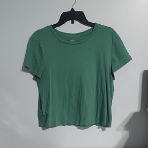 🌹2 For $15🌹 Universal Thread Green Crop T-Shirt Short Sleeve Relaxed Fit
